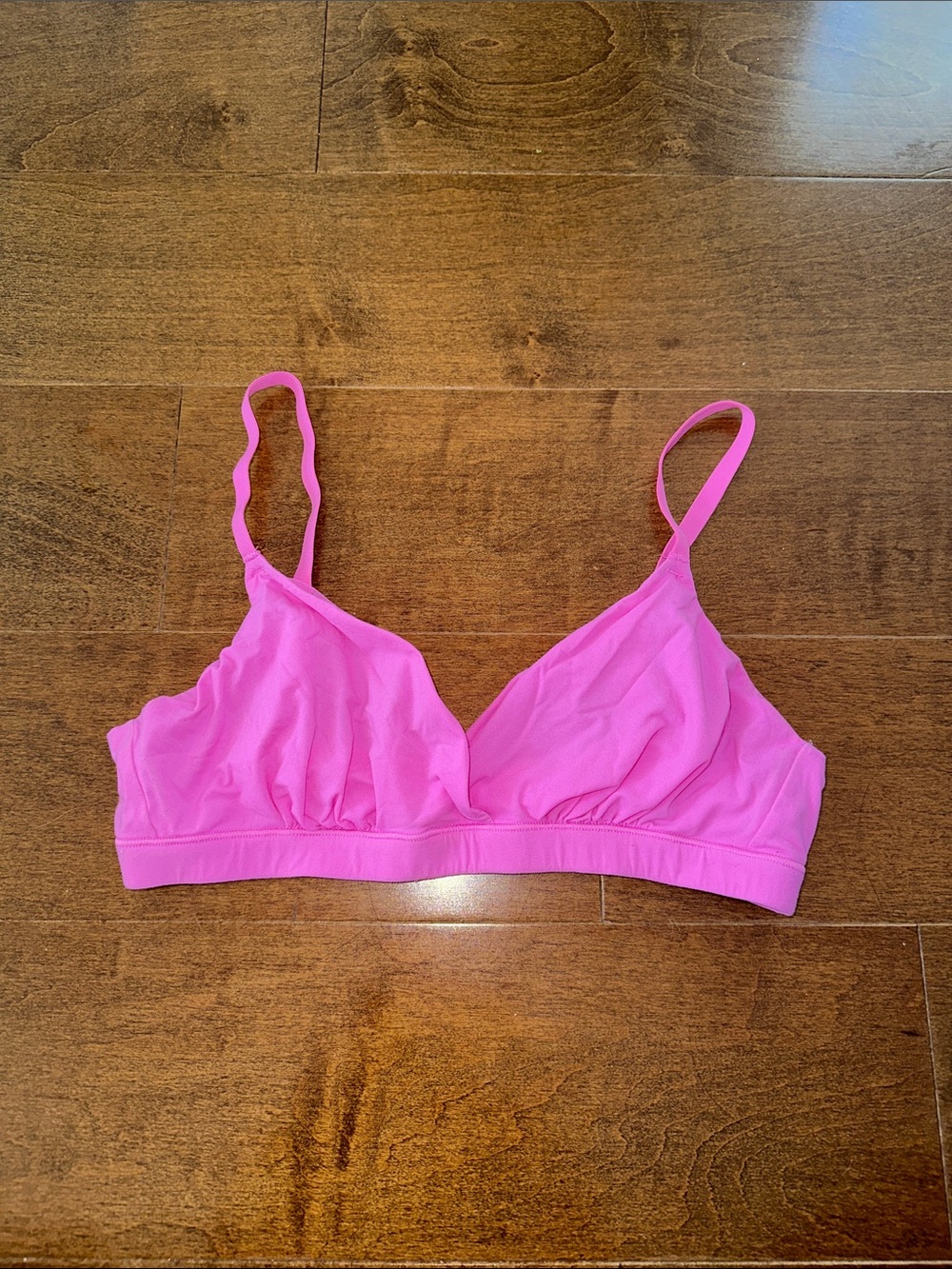 SKIMS FITS EVERYBODY Crossover Bralette Limited Edition Neon Orchid S